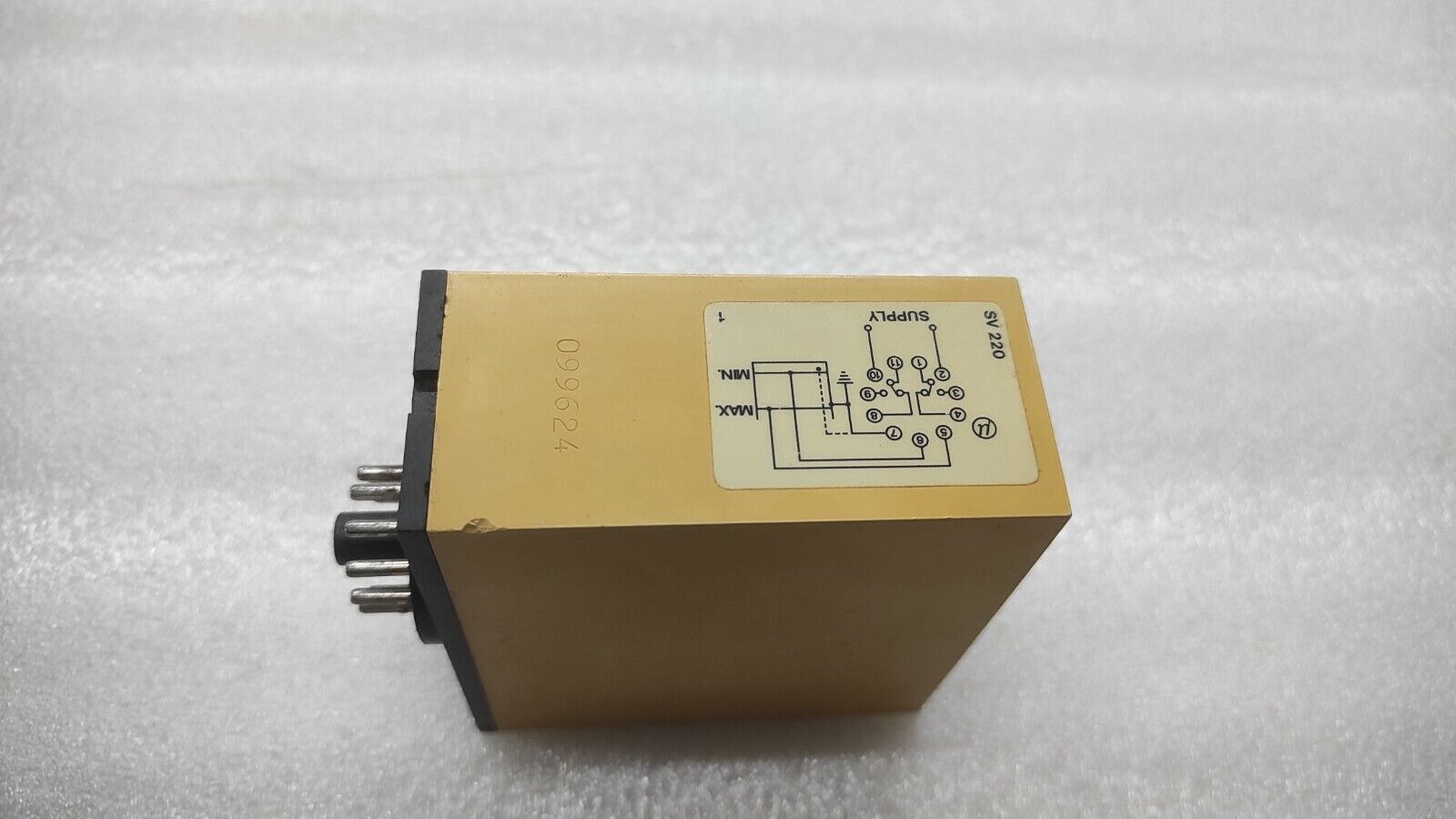 ELECTROMATIC SV 220 115 COND LIQUID DUAL LEVEL RELAY 115VAC SV220115 