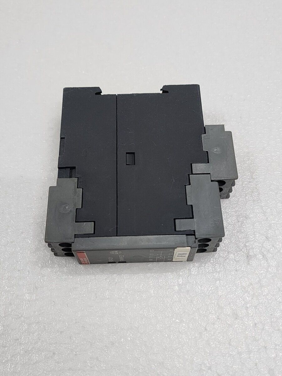 ABB C505.02 THERMISTOR PROTECTION RELAY 1SAR600011R0002 