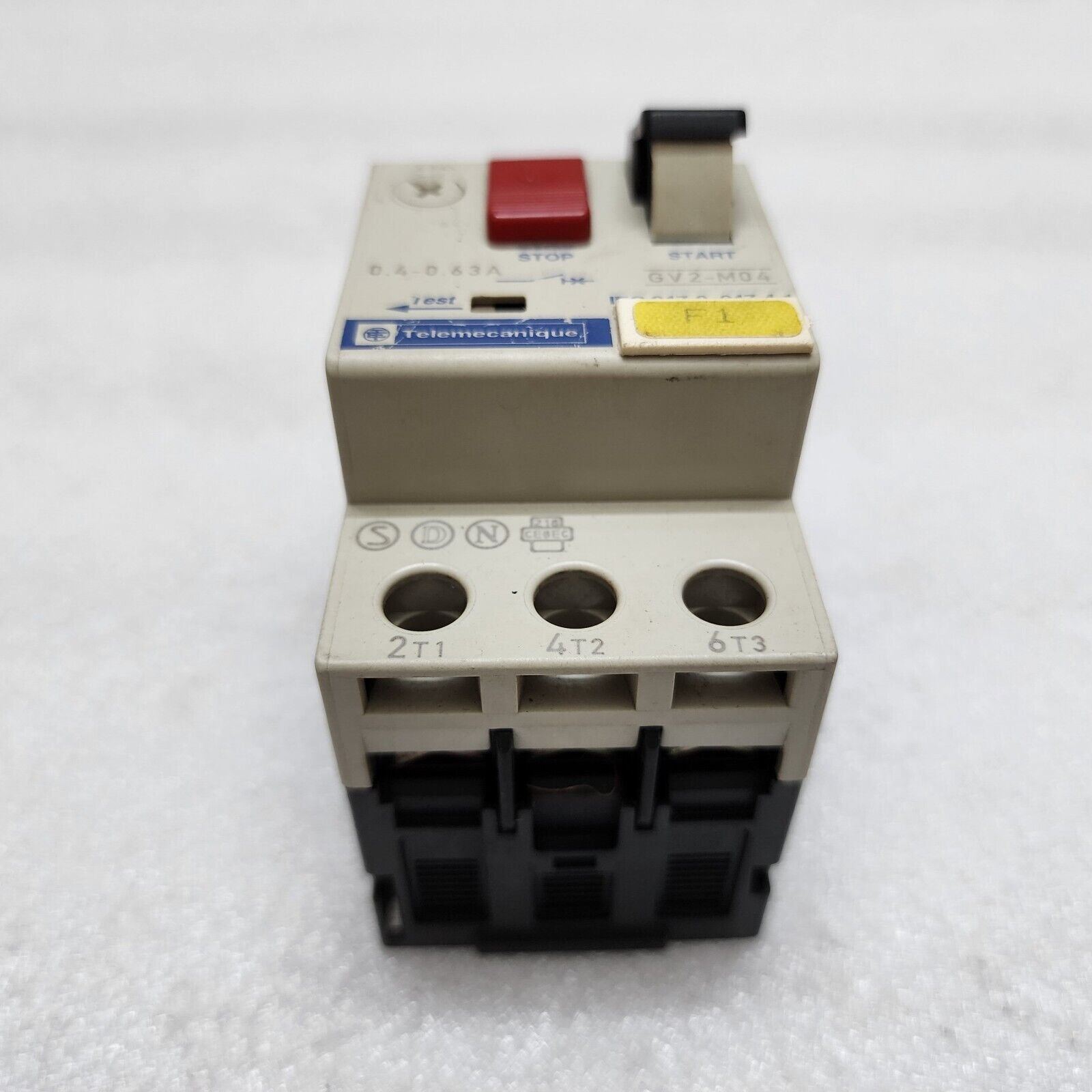 TELEMECANIQUE GV2-M04 CIRCUIT BREAKER MOTOR PROTECTION 0.4-0.63A LOT OF 12 UNIT