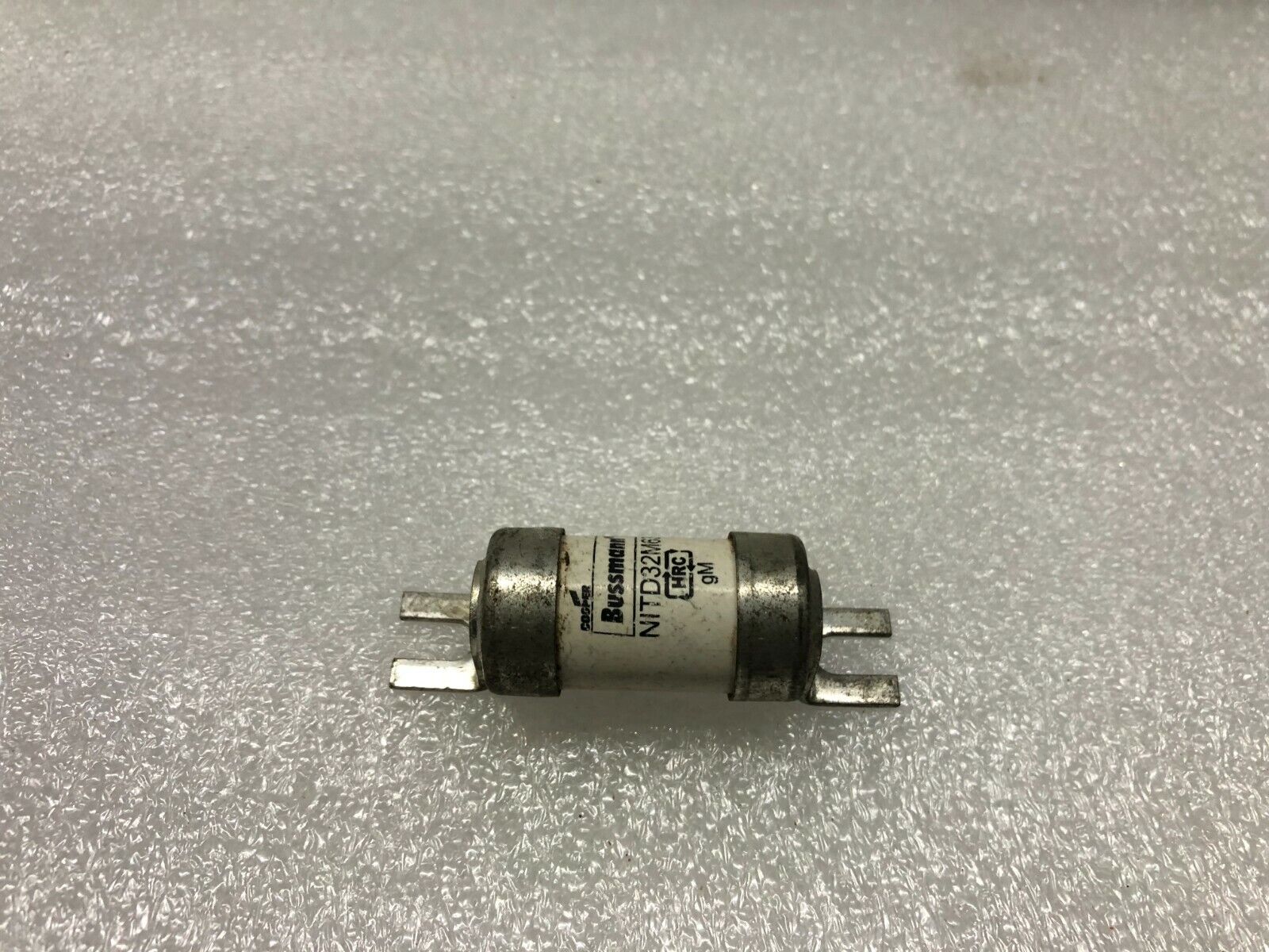 BUSSMANN NITD32M63 BRITISH STANDARD FUSE 32A 415VAC 80kA LOT OF 9 UNIT