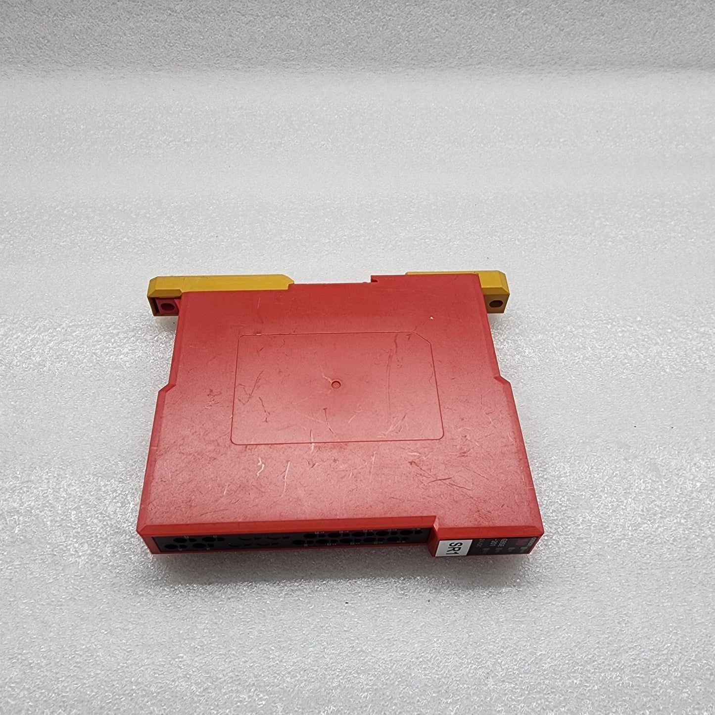 OMRON G9SE-201 SAFETY RELAY 24VDC