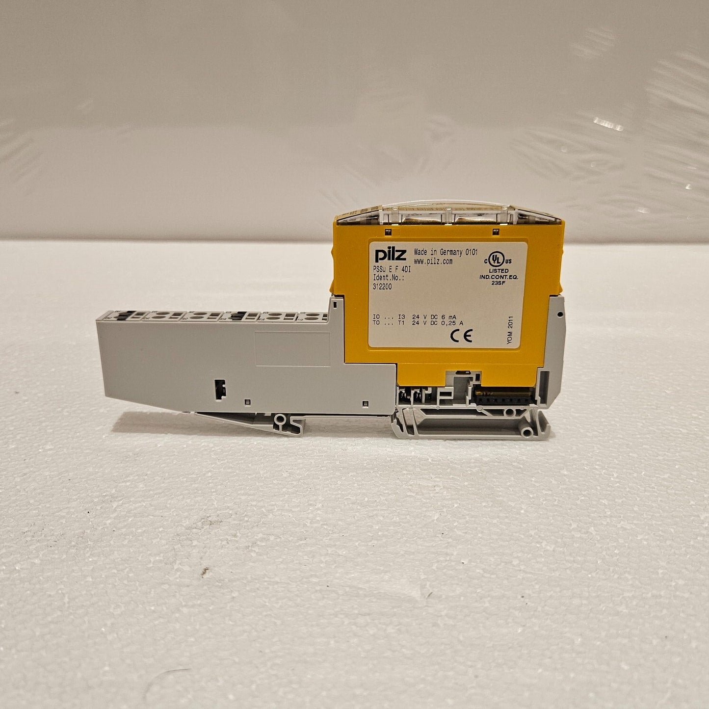 PILZ PSSU E F 4DI SAFE I/O MODULE 312200 LOT OF 4 UNIT