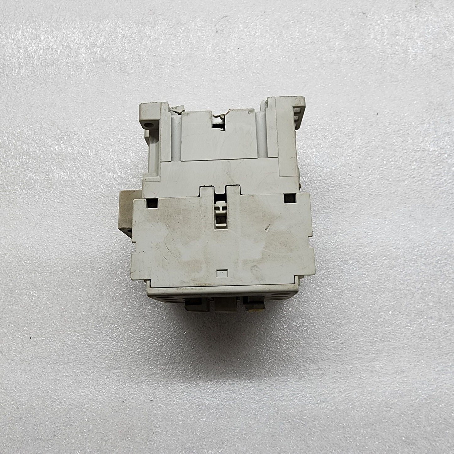 ALLEN BRADLEY CAT 100-C09-01 CONTACTOR COIL VOLTAGE 110V