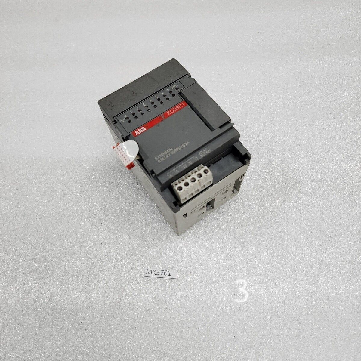 ABB XO08R1 EXTENSION OUTPUT MODULE XO08R1-B4.0 1SBP260101R1001