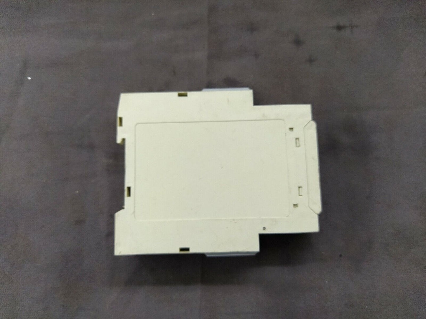 Carlo Gavazzi DAC01 Star Delta Timer DAC01CM40 380-415 VAC BODY BEND 