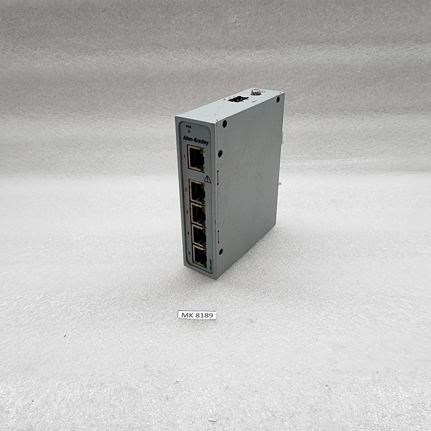 ALLEN BRADLEY CAT 1783-US5T ETHERNET SWITCH SER A 171066