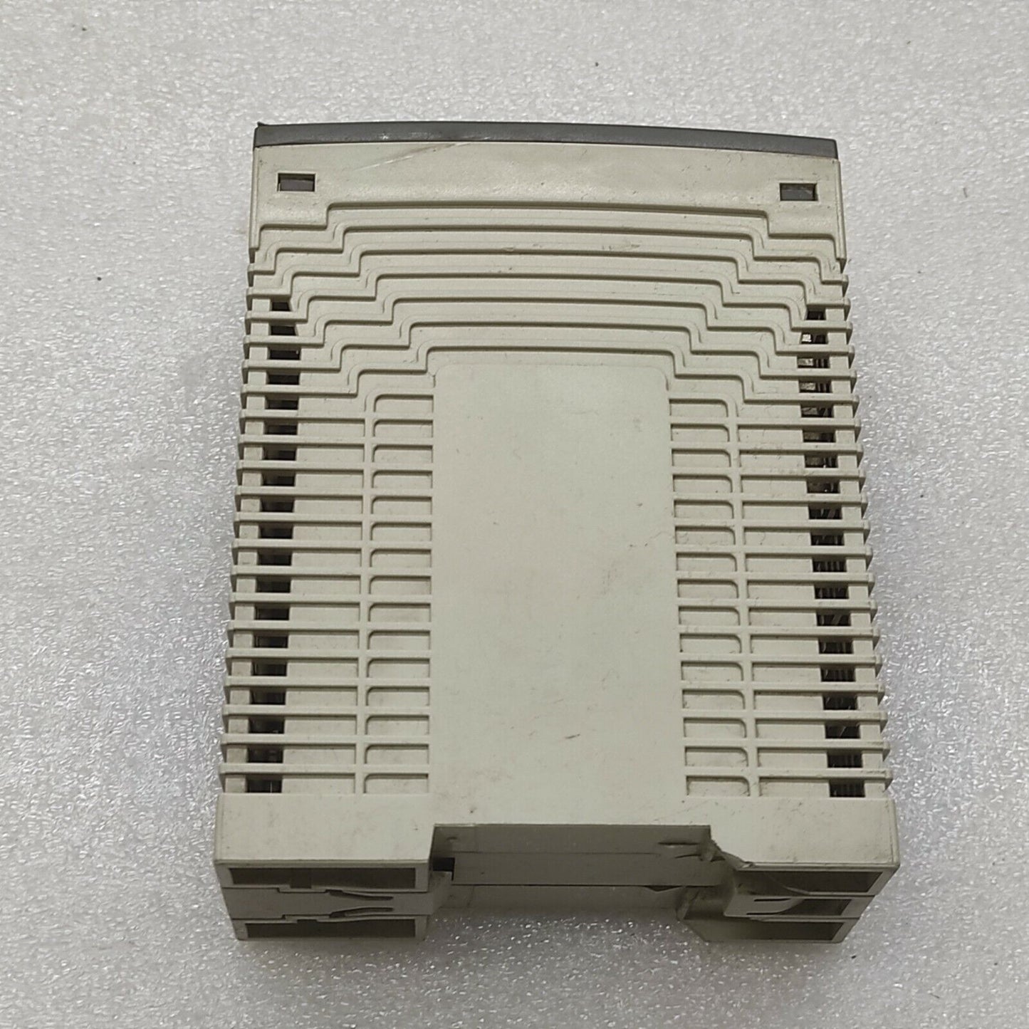 ABB CP-E 12/2.5 POWER SUPPLY 1SVR427032R1000 12VDC 2.5A LOT OF 2 UNIT