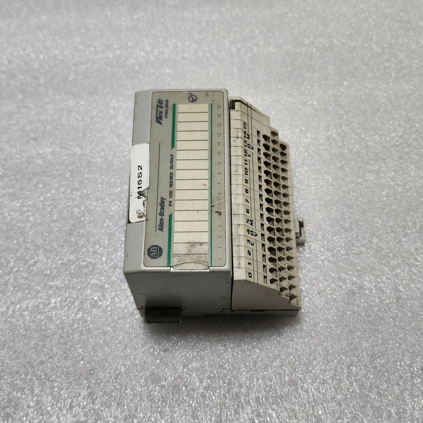 ALLEN BRADLEY CAT 1794-OB16 SER A 96221875 1794-TB3S