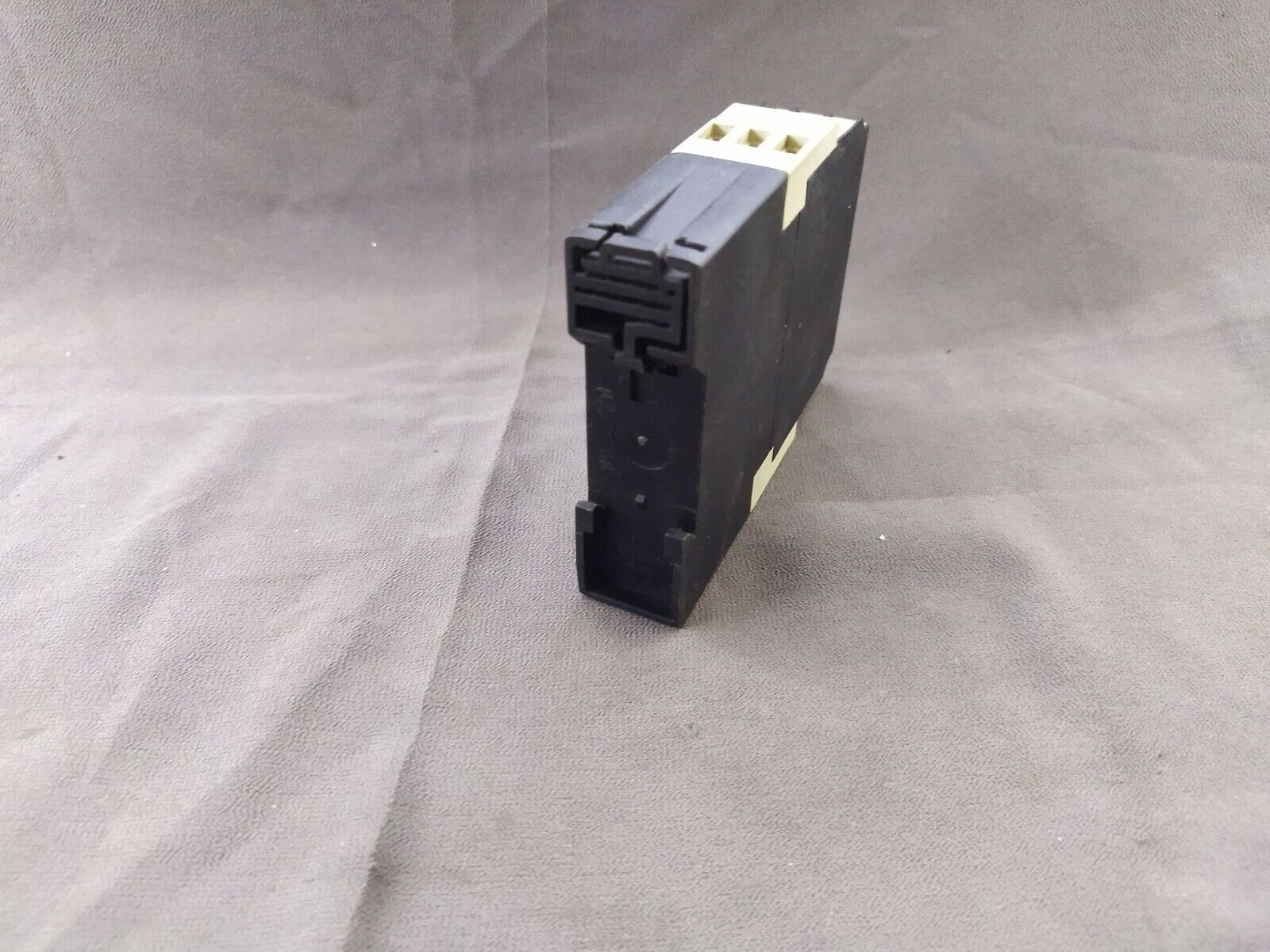 Schiele MSS Mecotron Thermistor Motor Protection Relay 2-430-811-13 220-240V