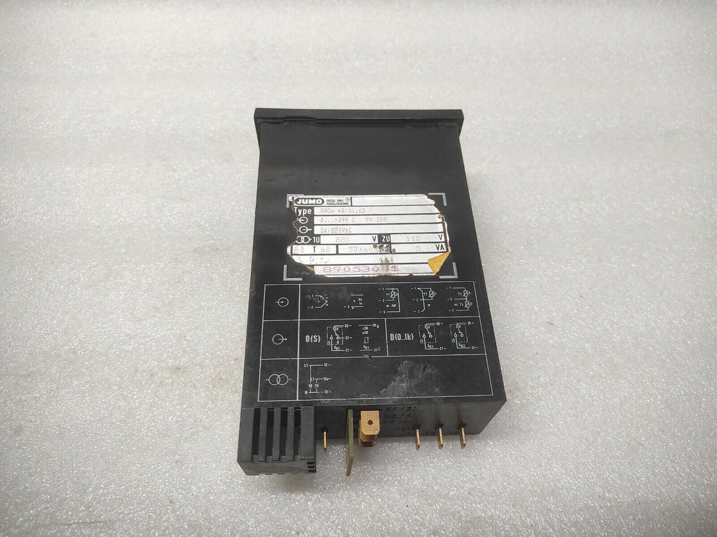 JUMO TRON HROW-48/DI-D3 TEMPERATURE CONTROLLER 220VAC PT100 0-399'C