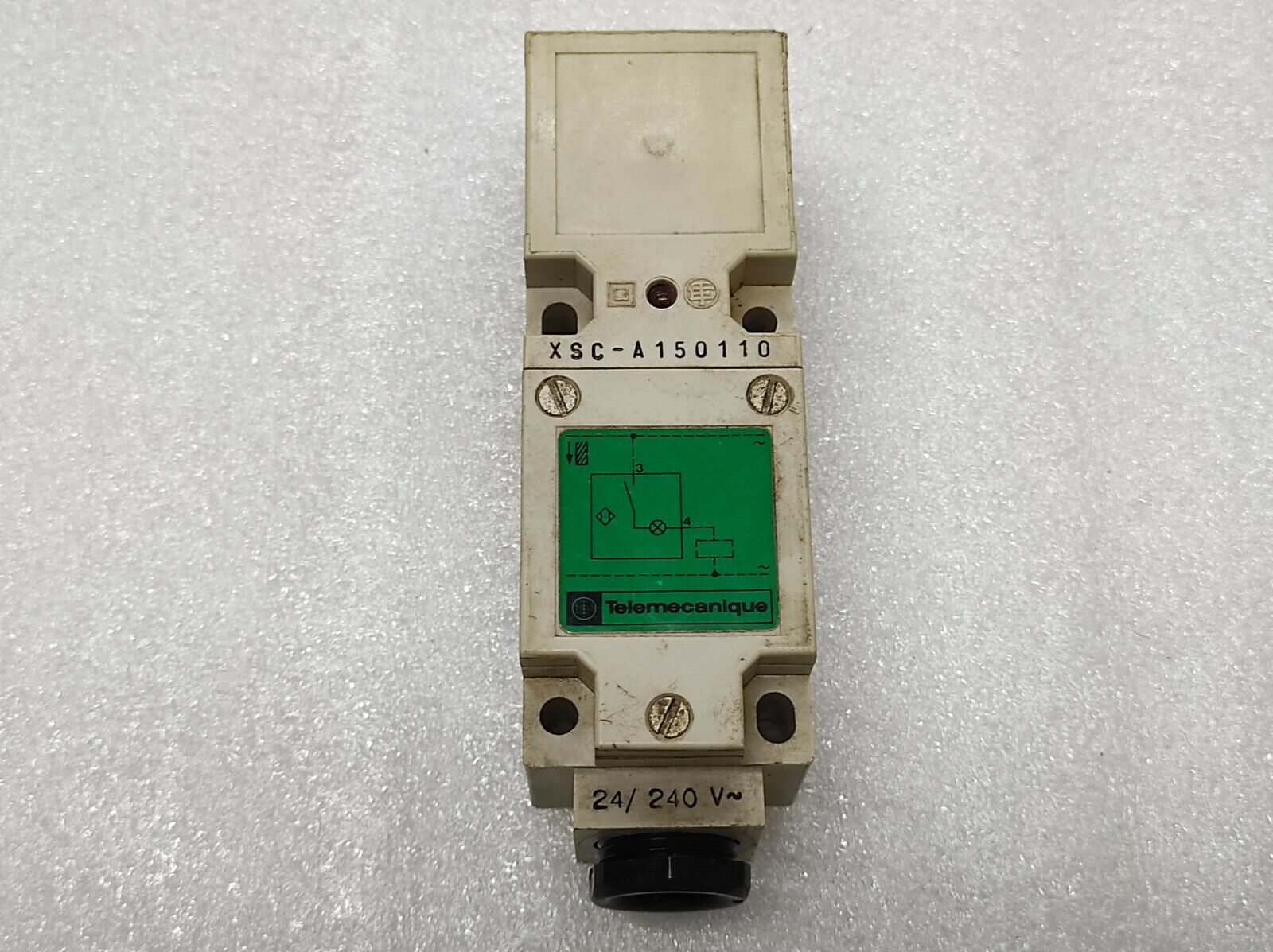 TELEMECANIQUE XSC-A150110 INDUCTIVE SENSOR