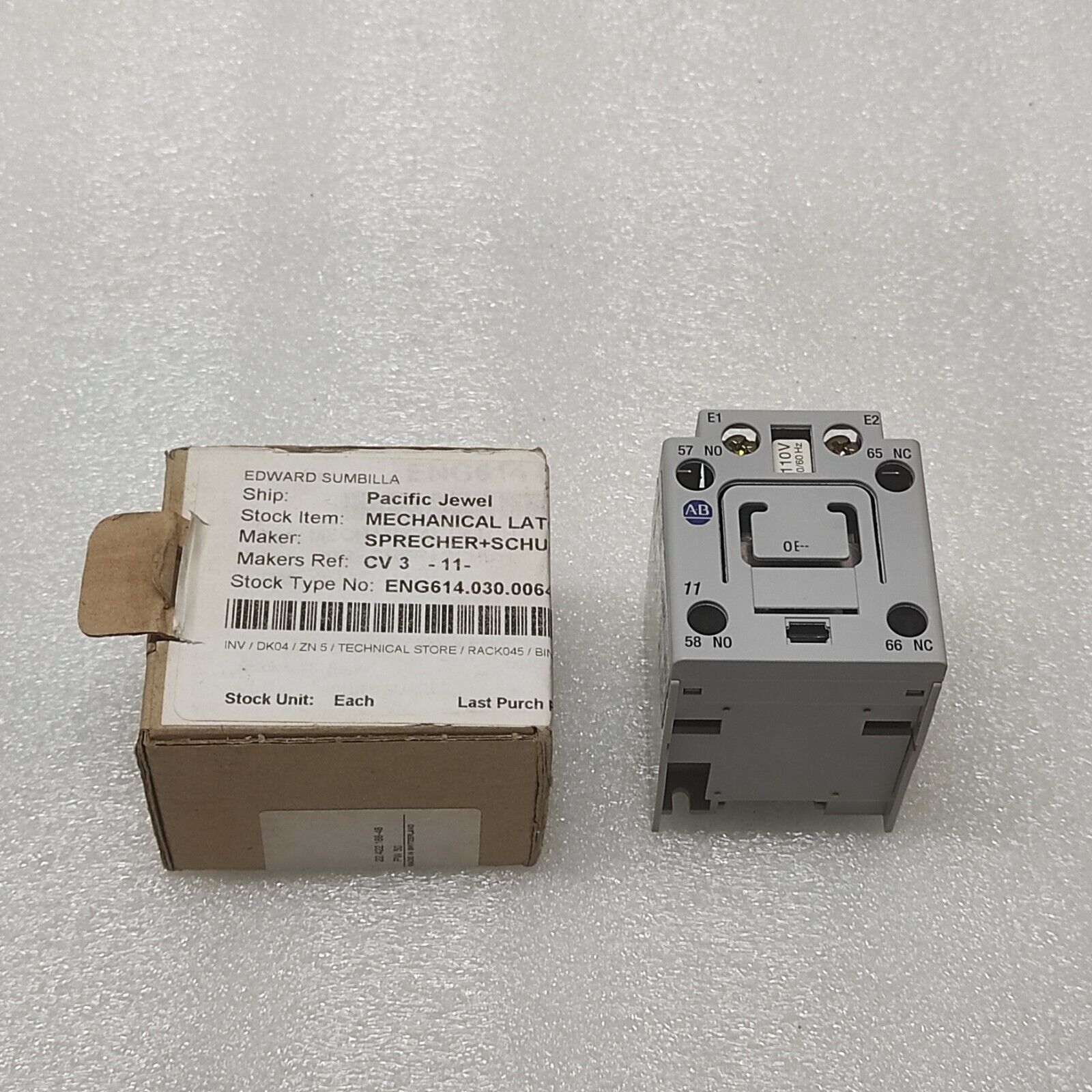 ALLEN BRADLEY CAT 100-FL11KD MECHANICAL LATCH 110V CONTACTORS AND STARTERS