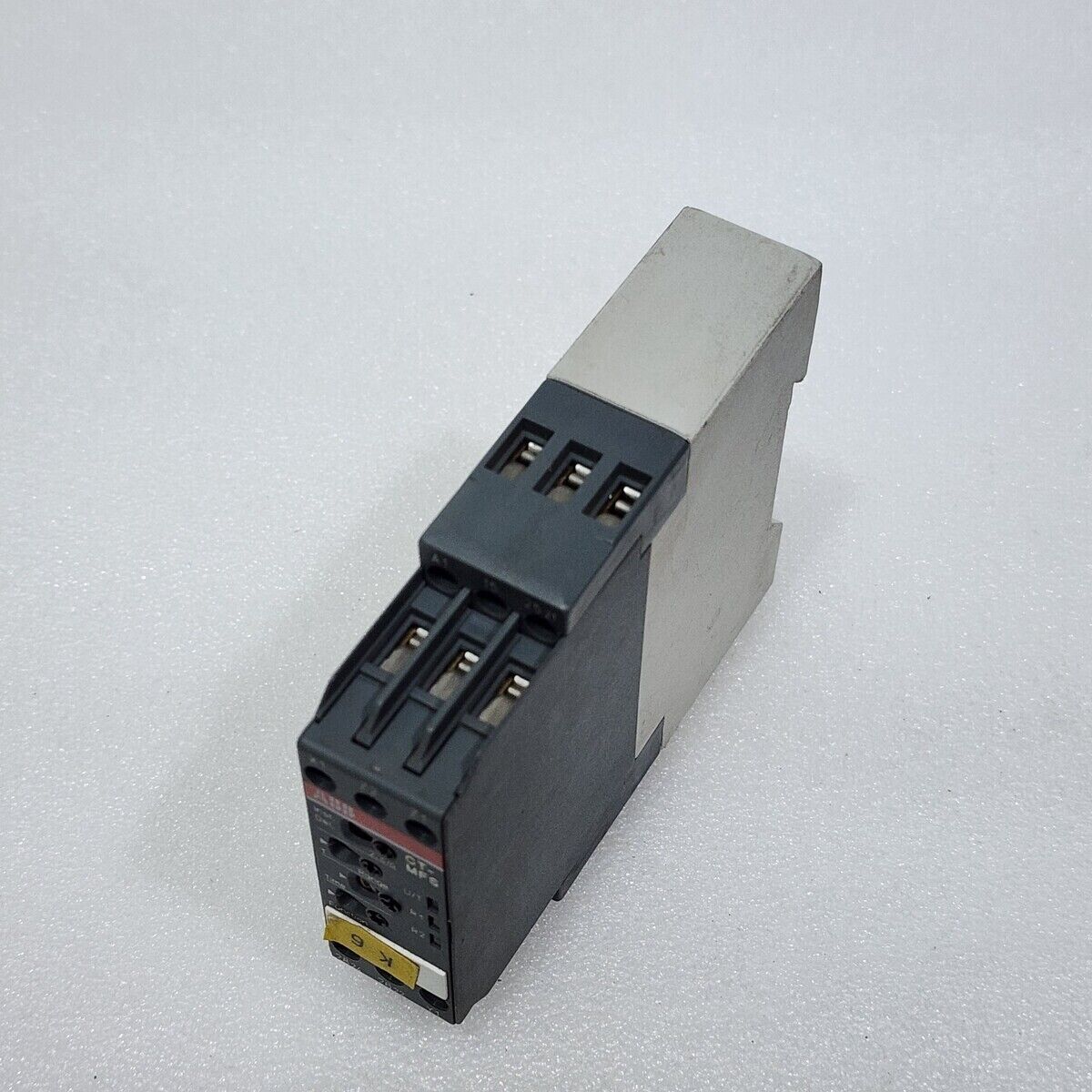 ABB CT-MFS.21 MULTIFUNCTION TIME RELAY 1SVR630010R0200 24-240VAC/DC