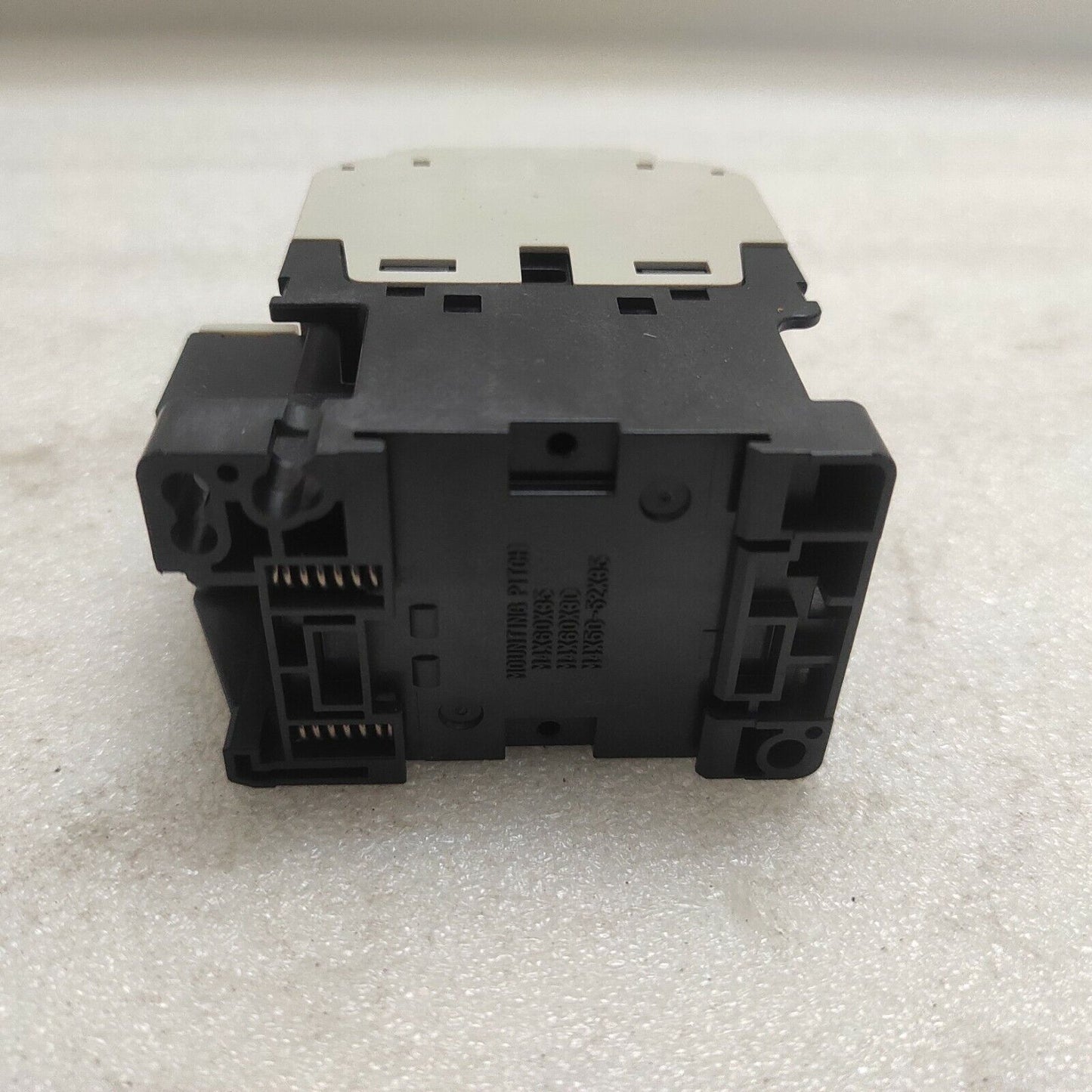 MITSUBISHI SR-T5 CONTACTOR WITH RELAY SR-T9 COIL VOLTAGE 380-440VAC