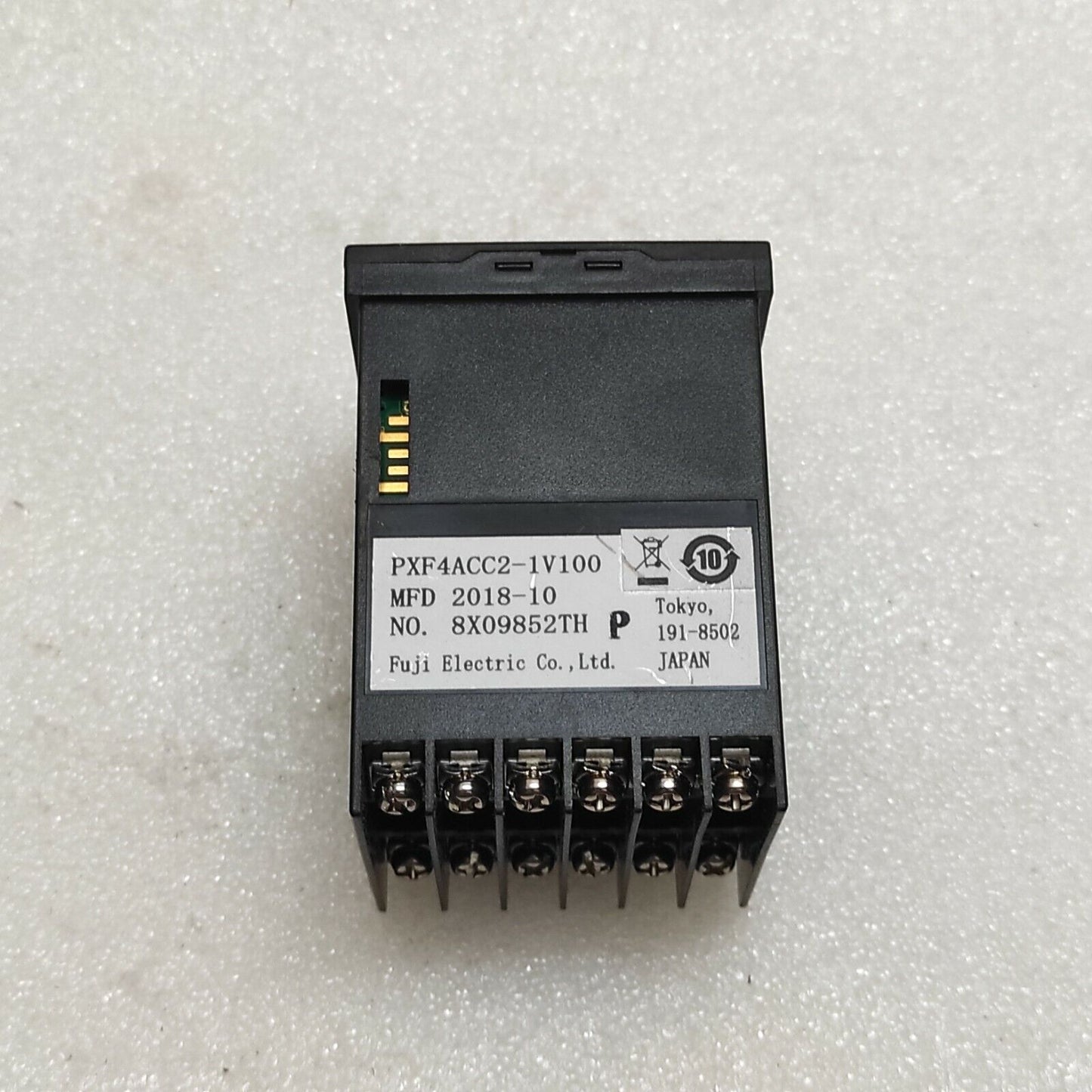 FUJI ELECTRIC PXF4 TEMPERATURE CONTROLLER PXF4ACC2-1V100 100-240V 48X48MM