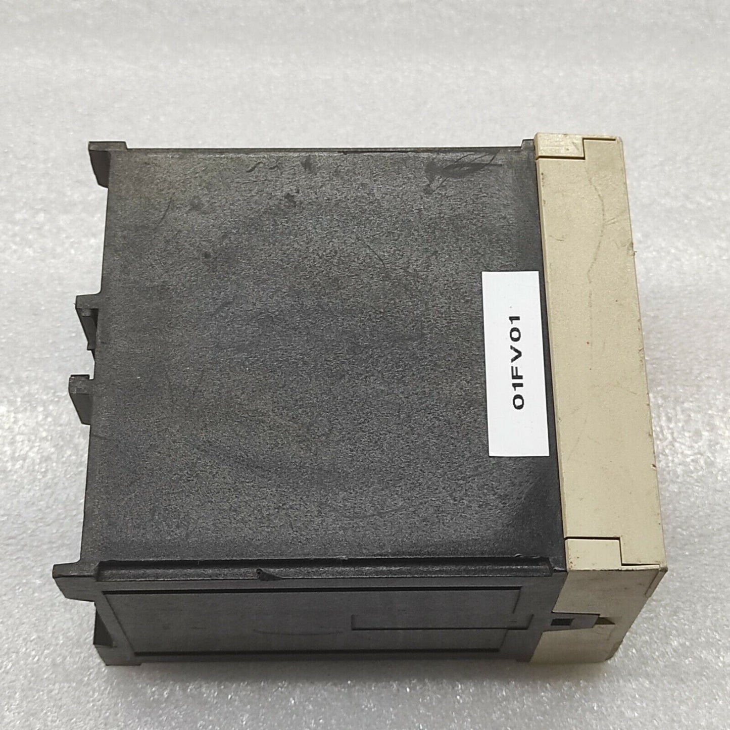 SIEMENS 3WX3156-3JG00 CAPACITOR UNIT FOR UNDERVOLTAGE RELEASE WITH DELAY 110-125