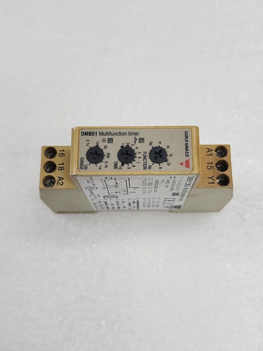 CARLO GAVAZZI DMB51CM24 MULTIFUNCTION TIMER 24-240VAC / 24VDC