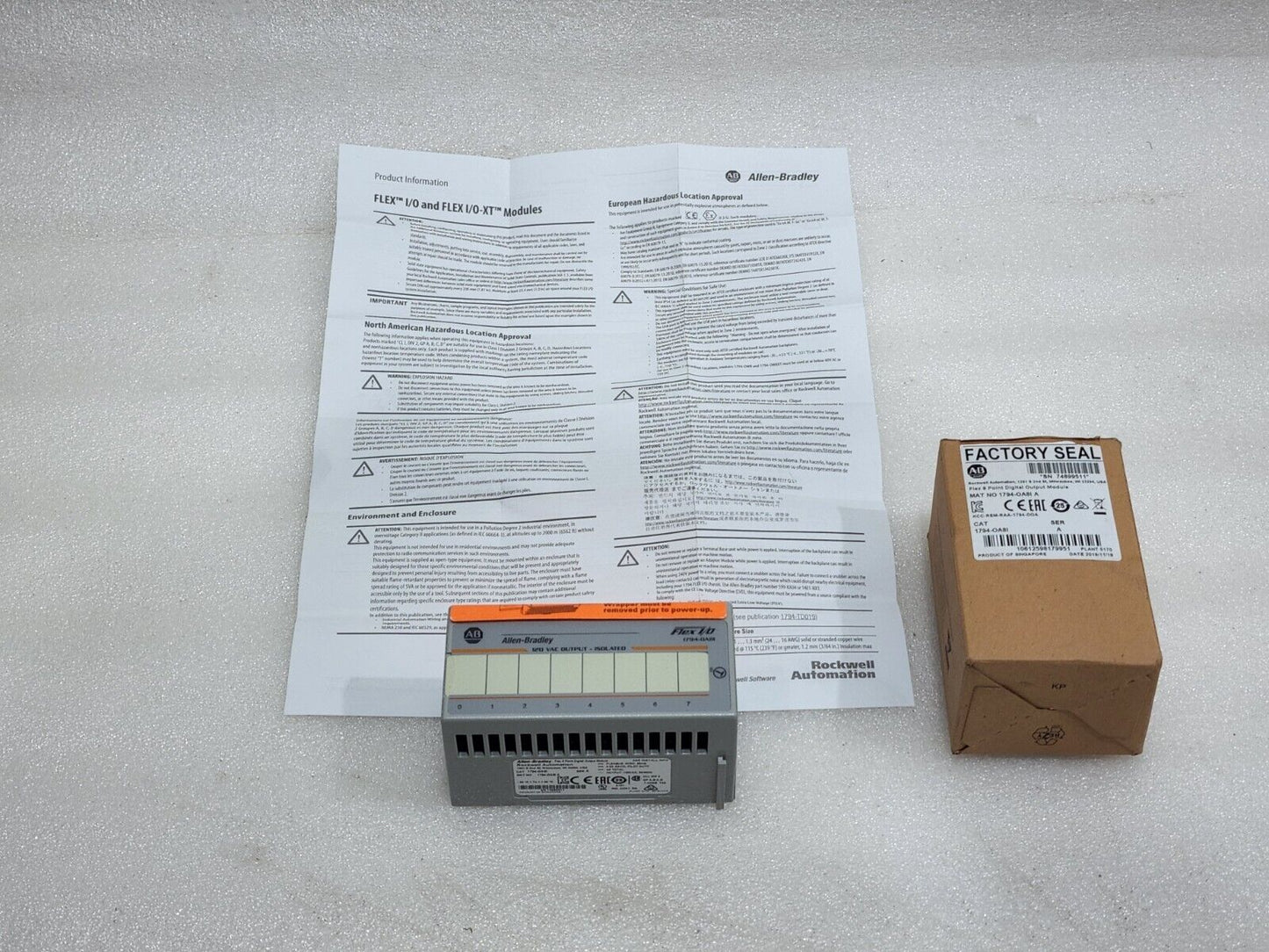 ALLEN BRADLEY CAT 1794-OA8I FLEX 8-POINT DIGITAL OUTPUT MODULE 