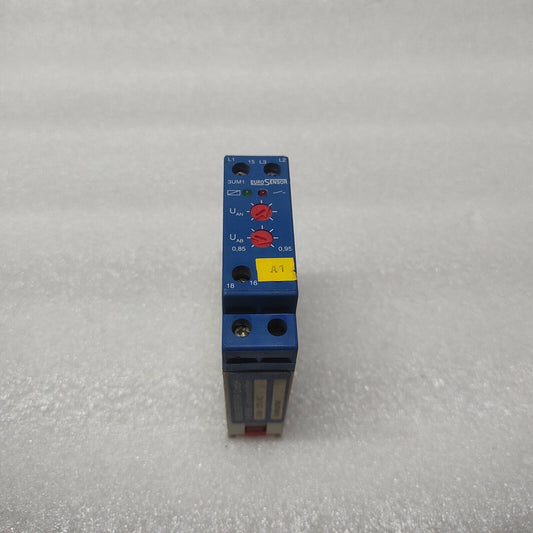 EUROSENSOR 3UM1 TIME RELAY 127VAC
