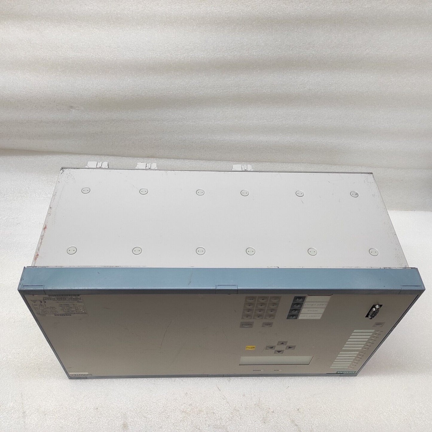 SIEMENS 7UM6221-5EB99-3CE0/FF SIPROTEC GENERATOR PROTECTION RELAY