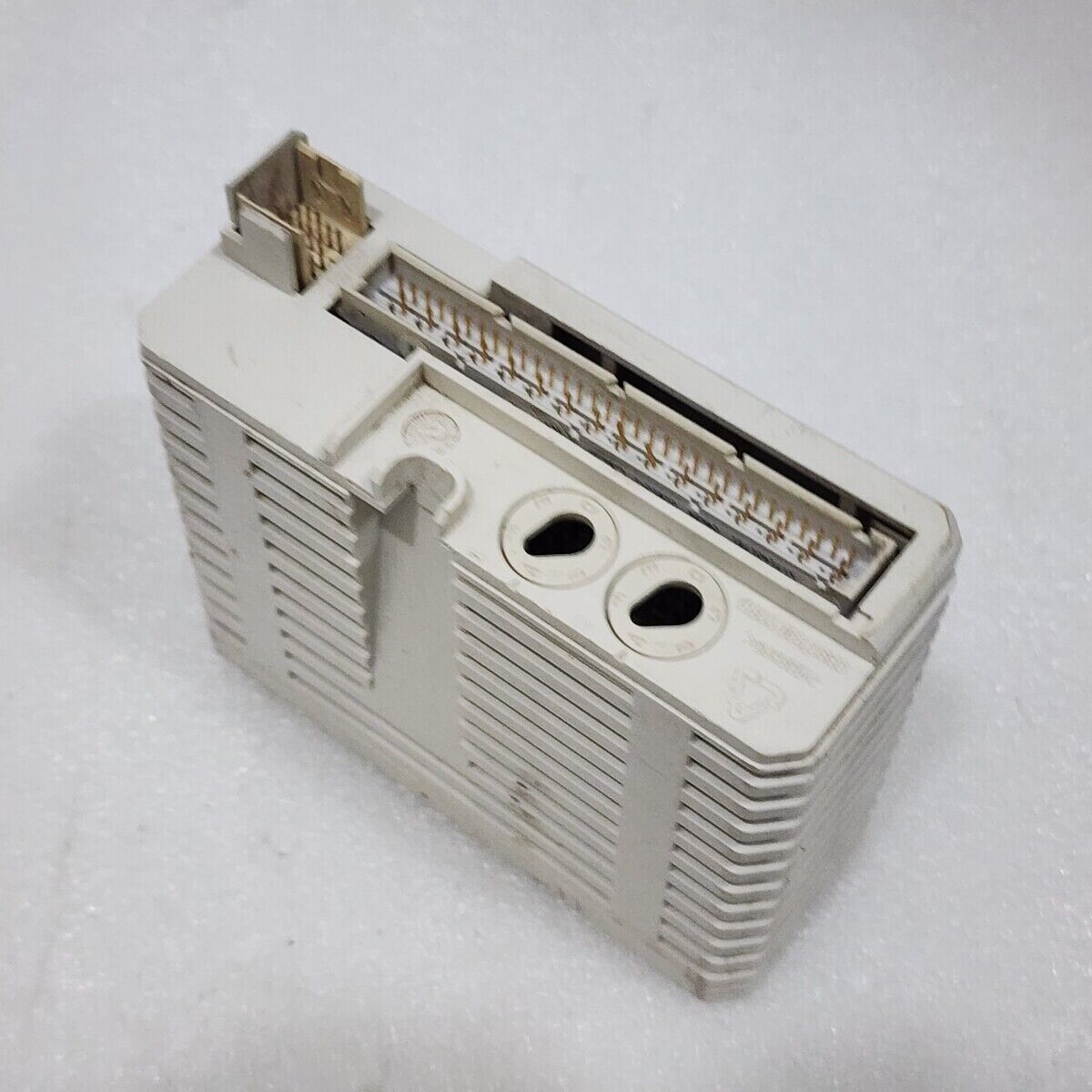 ABB DI810 DIGITAL INPUT MODULE 3BSE008508R1