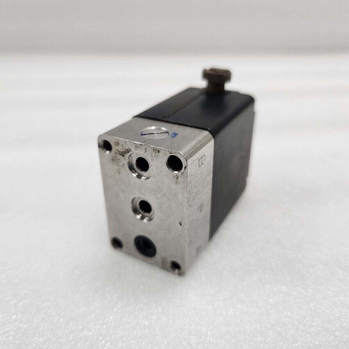 BURKERT 331/F 085 SOLENOID VALVE 24VDC