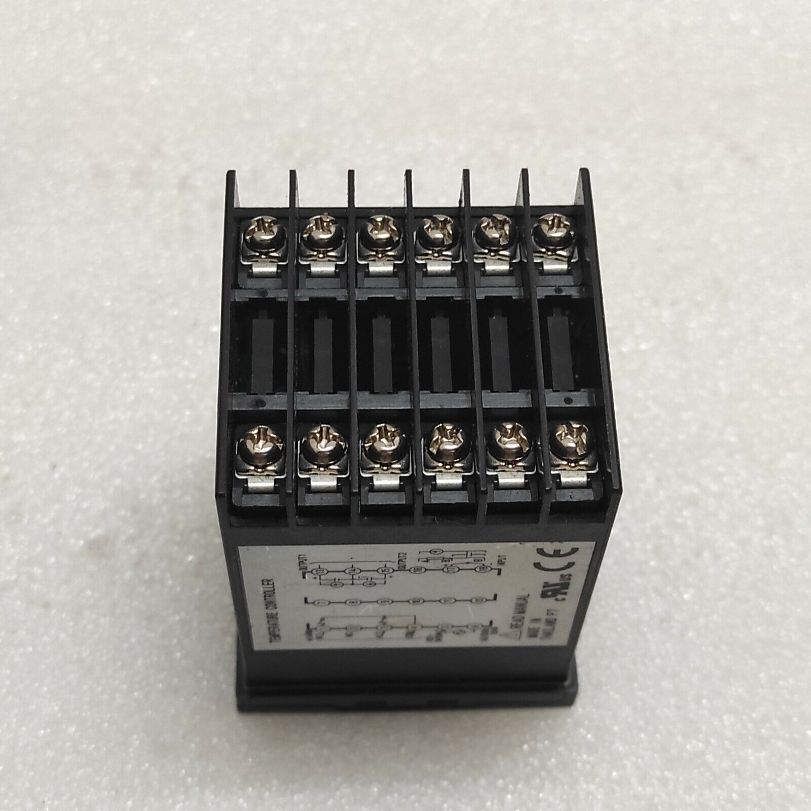 FUJI ELECTRIC PXF4 TEMPERATURE CONTROLLER PXF4ACR2-1VY00-P 100-240VAC 