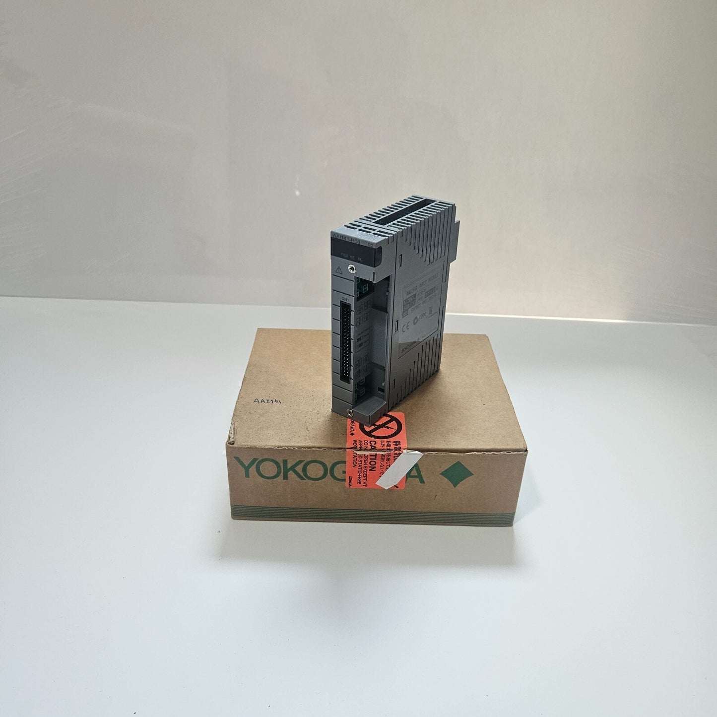 YOKOGAWA AAI141-H00-S2 ANALOG INPUT MODULE