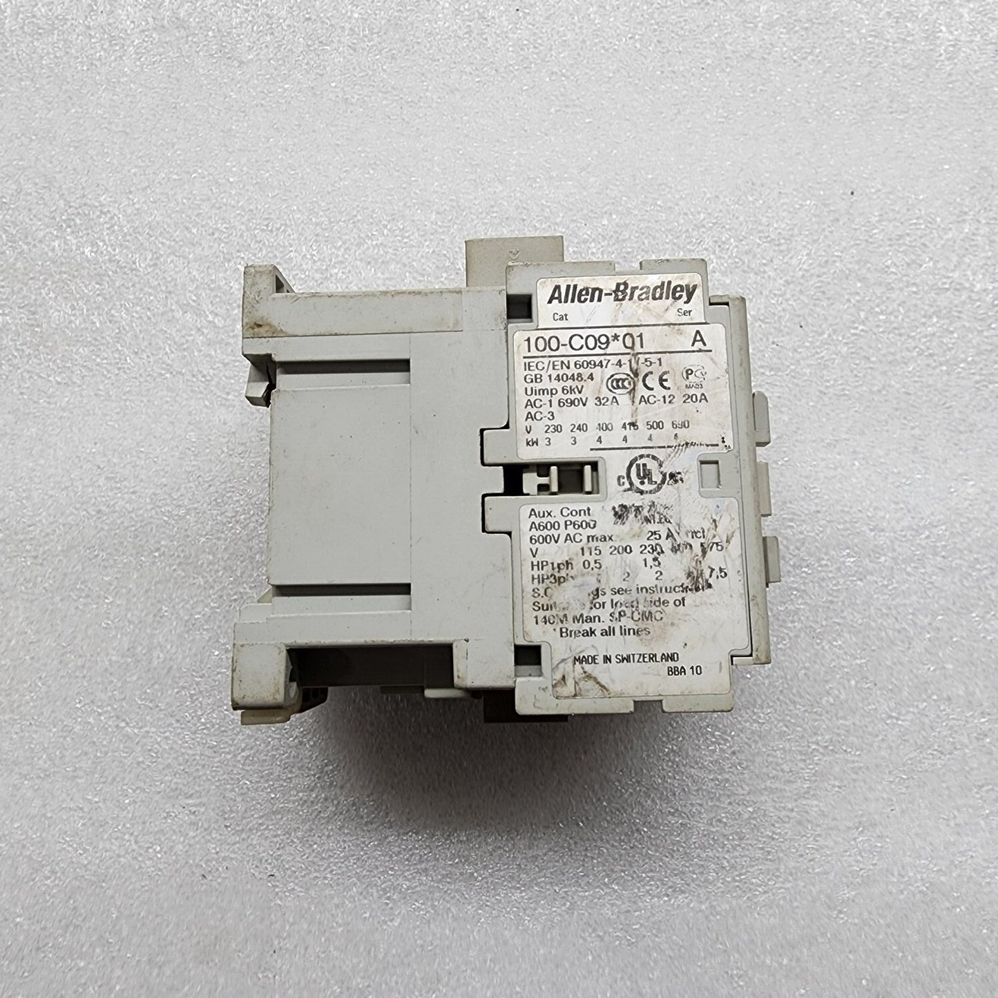 ALLEN BRADLEY CAT 100-C09-01 CONTACTOR COIL VOLTAGE 110V