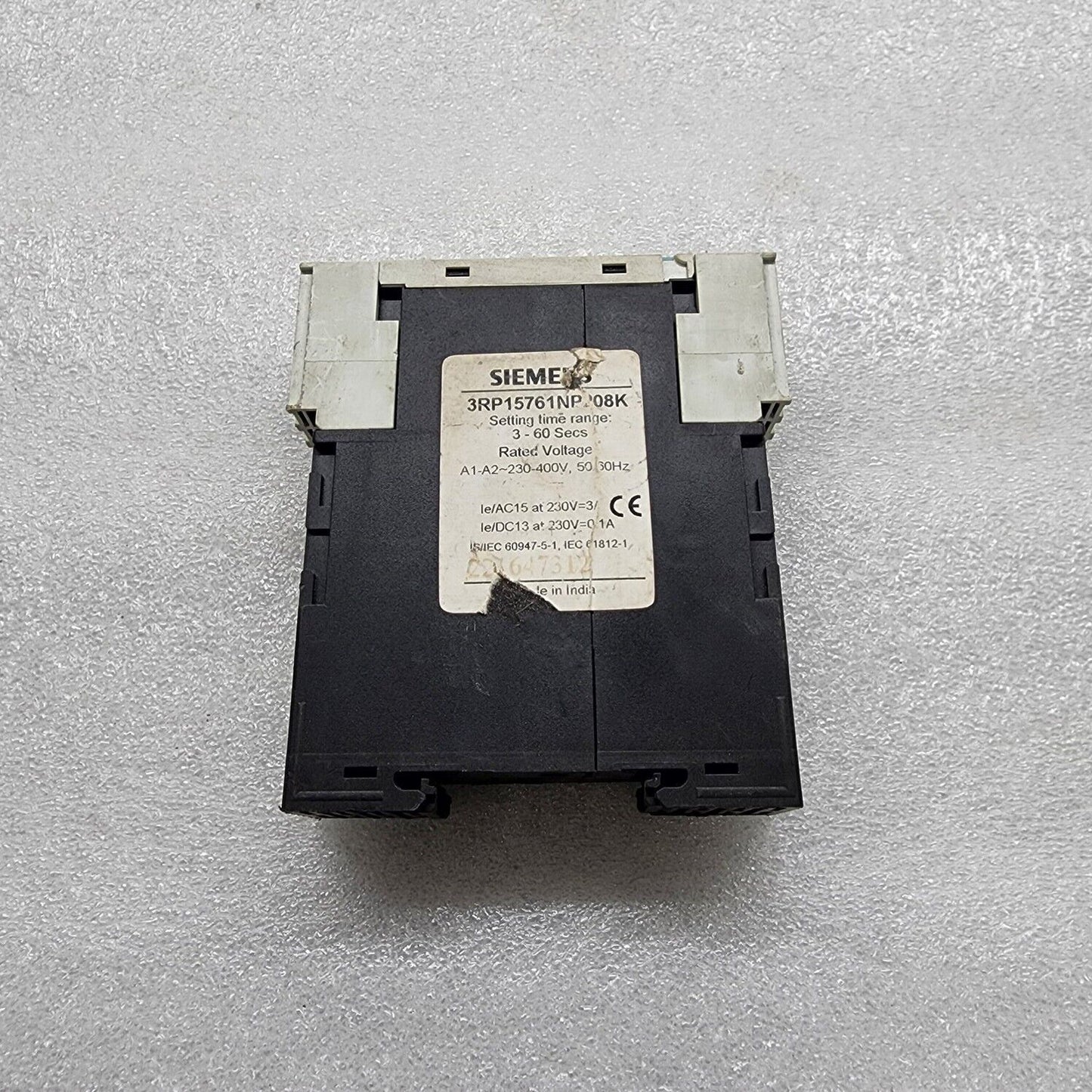 SIEMENS 3RP1576-1NP20 STAR DELTA TIMER 230-400V