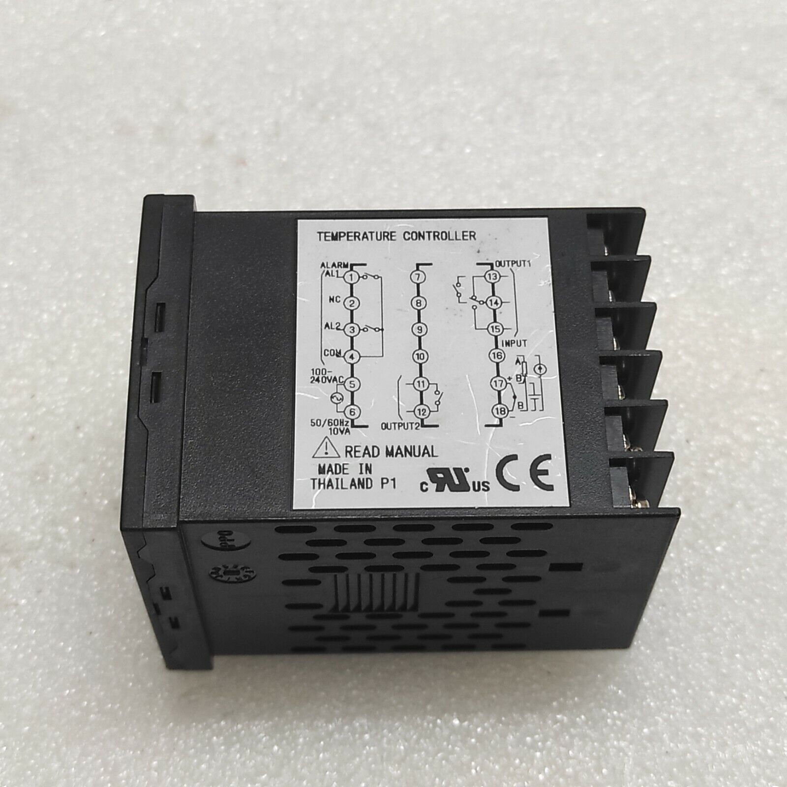 FUJI ELECTRIC PXF4 TEMPERATURE CONTROLLER PXF4ABY2-1VY00 100-240VAC