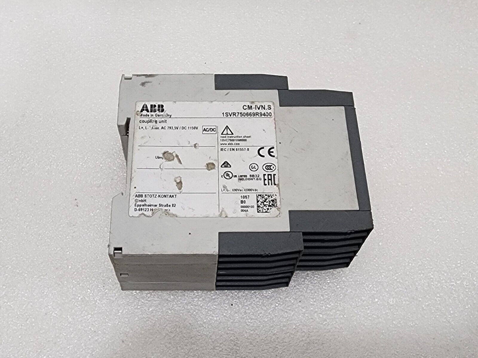 ABB 1SVR750669R9400 COUPLING UNIT CM-IVN.S RUST