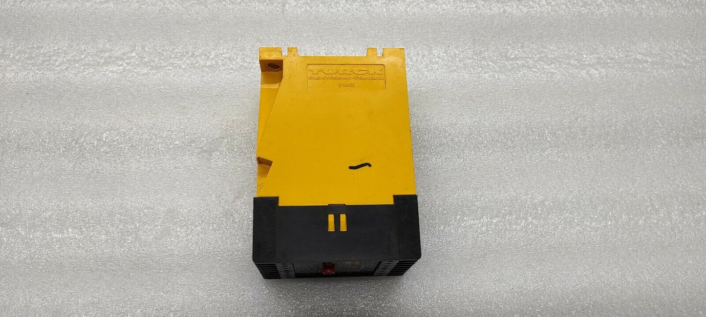 TURCK MS 22-12-R ROTATIONAL SPEED CONTROL 220VAC