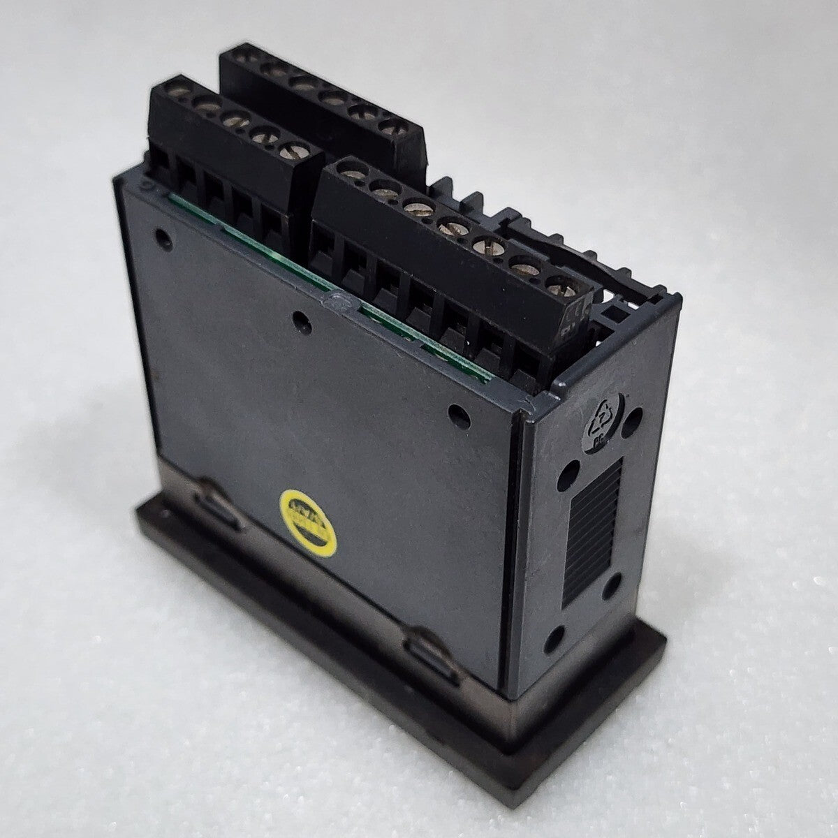 CAREL IR33C0LB00 TEMPERATURE PROCESS CONTROLLER