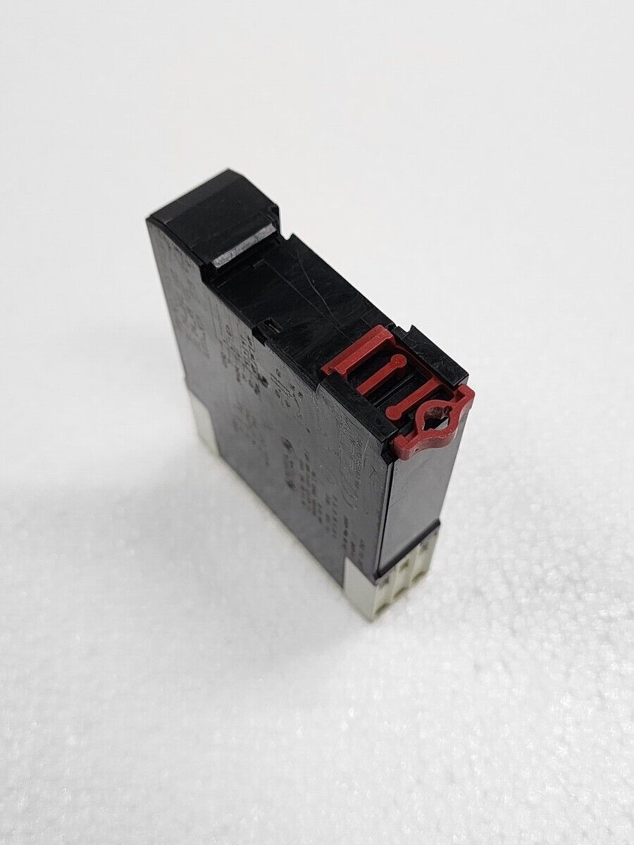 SAIA BURGESS CONTROL K0P160J7MWVPN00 TIMER RELAY 20-240VAC/24-48VDC