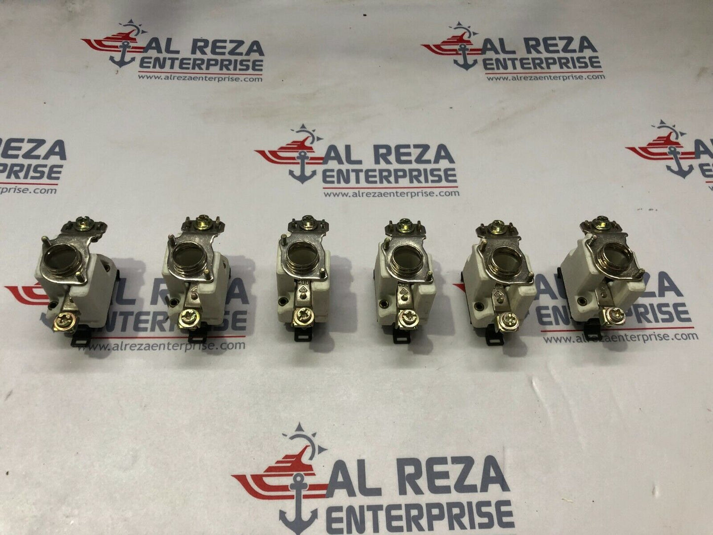 FERRAZ SHAWMUT 26912G FUSE BASE 16AMP LOT OF 6 UNIT