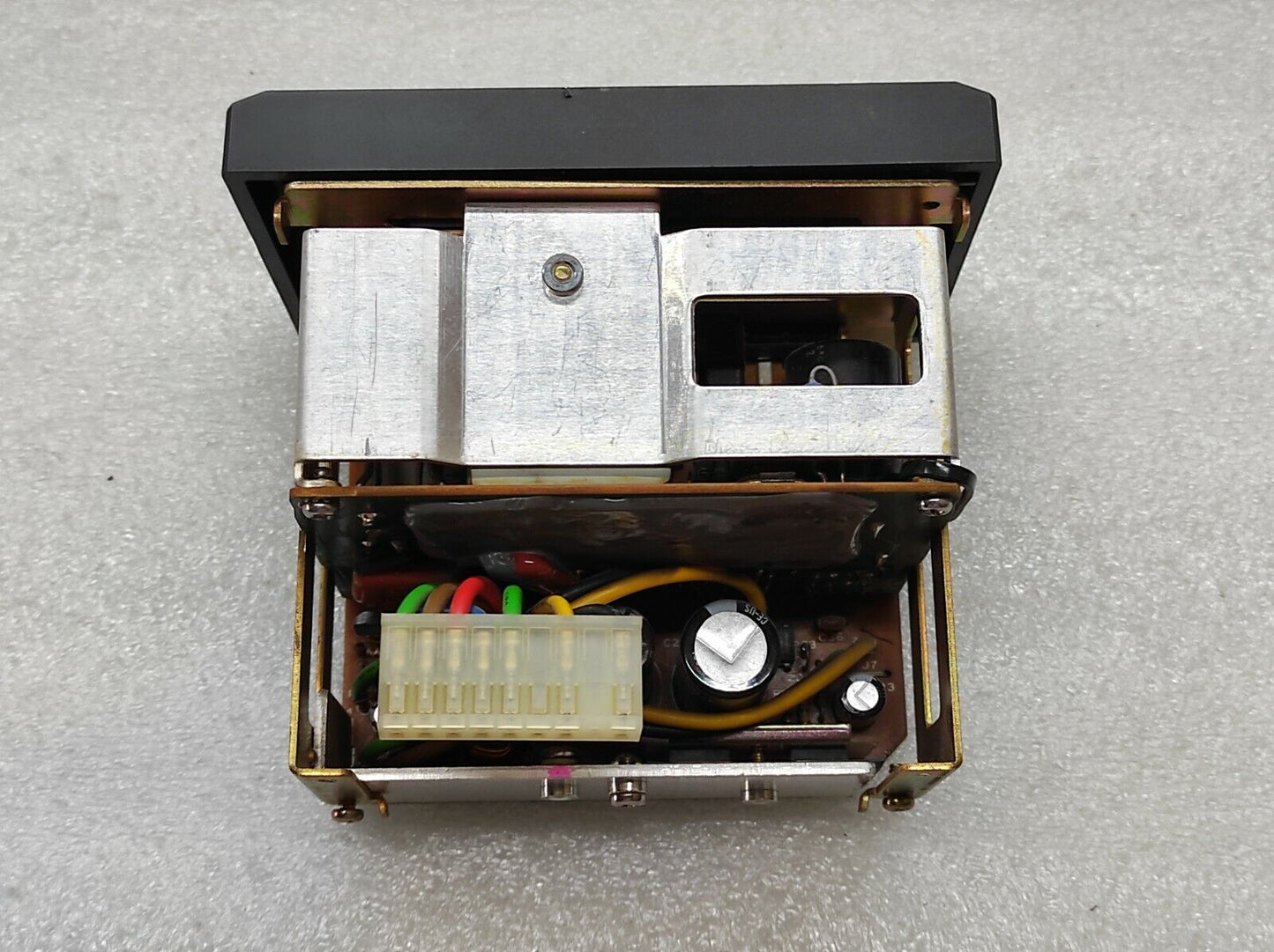 SIEMENS SIMATIC TI305-04B PROGRAMMABLE CONTROLLER UNIT 115-230V