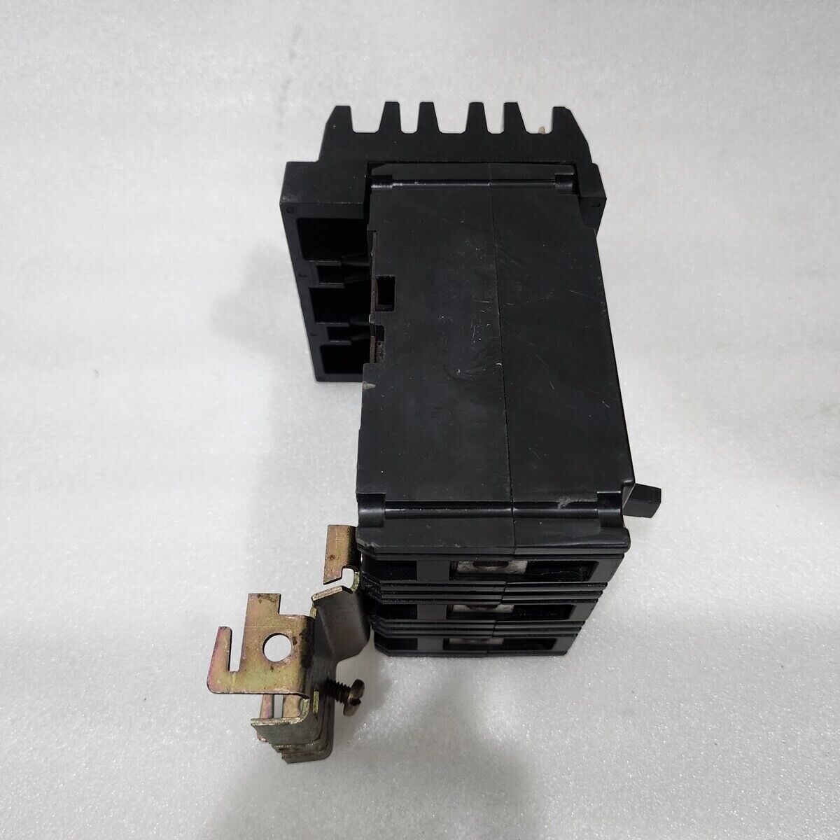 SQUARE D FH36040 40A THERMAL MAGNETIC CIRCUIT BREAKER 600VAC/250VDC