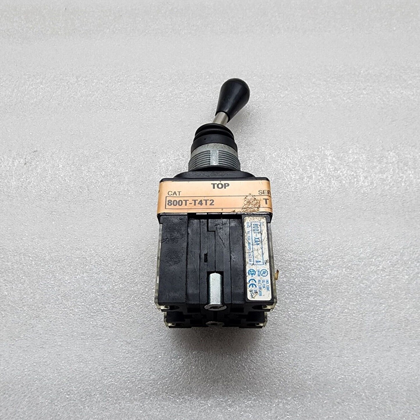 ALLEN BRADLEY CAT 800T-T4T2 SER T JOYSTICK 800T-XAY