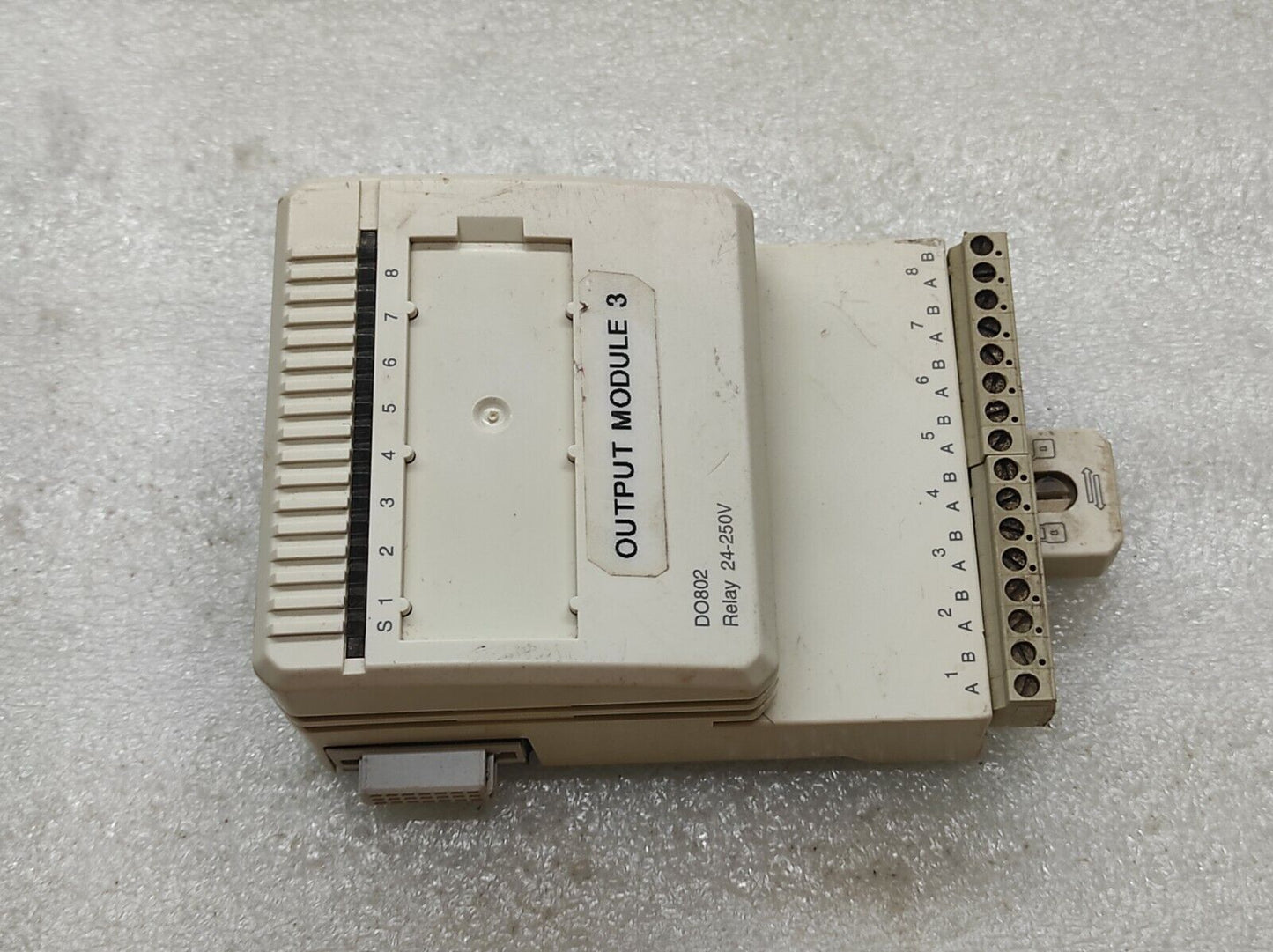 ABB DO802 3BSE022364R1 DIGITAL OUTPUT RELAY