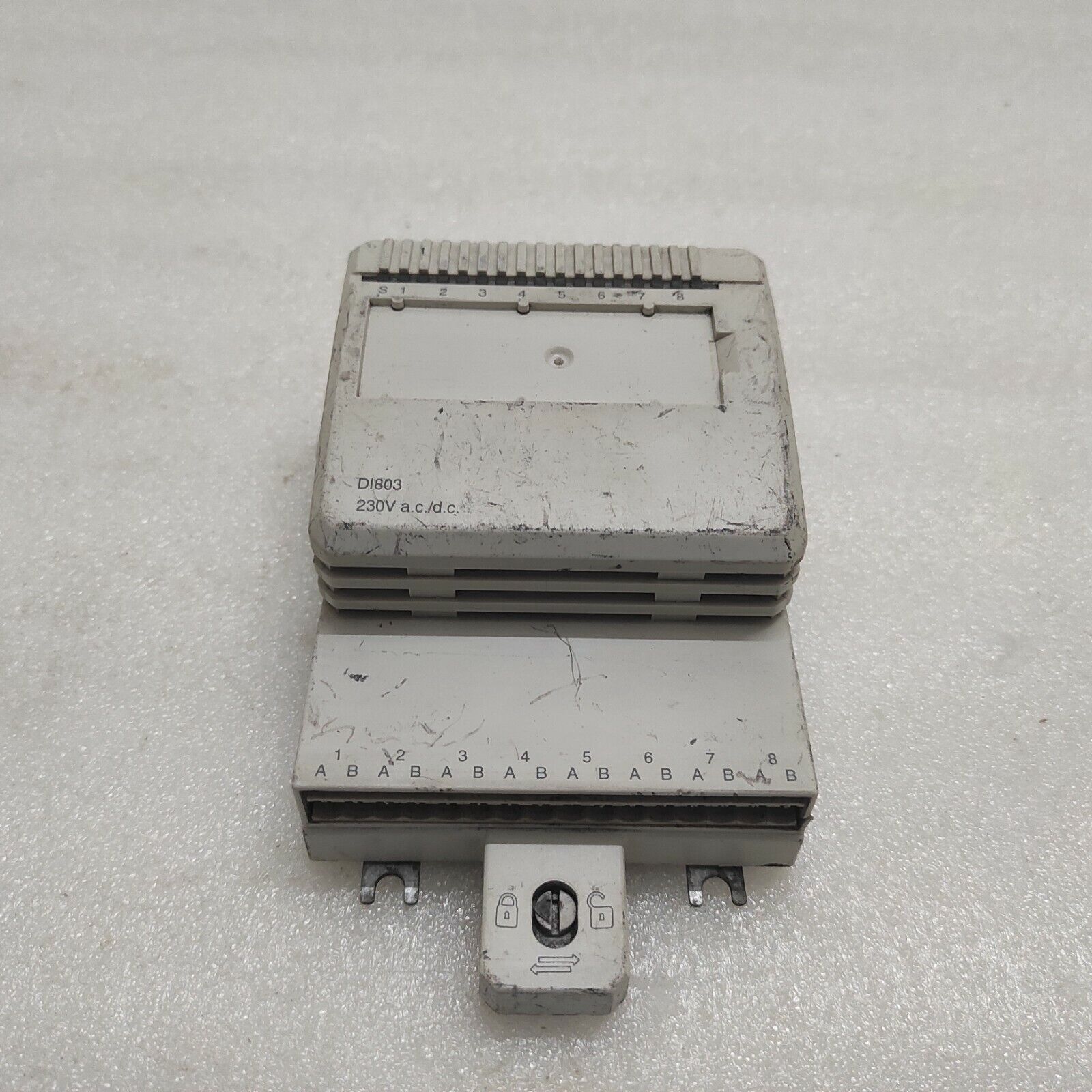 ABB DI803 DIGITAL INPUT MODULE 3BSE022362R1