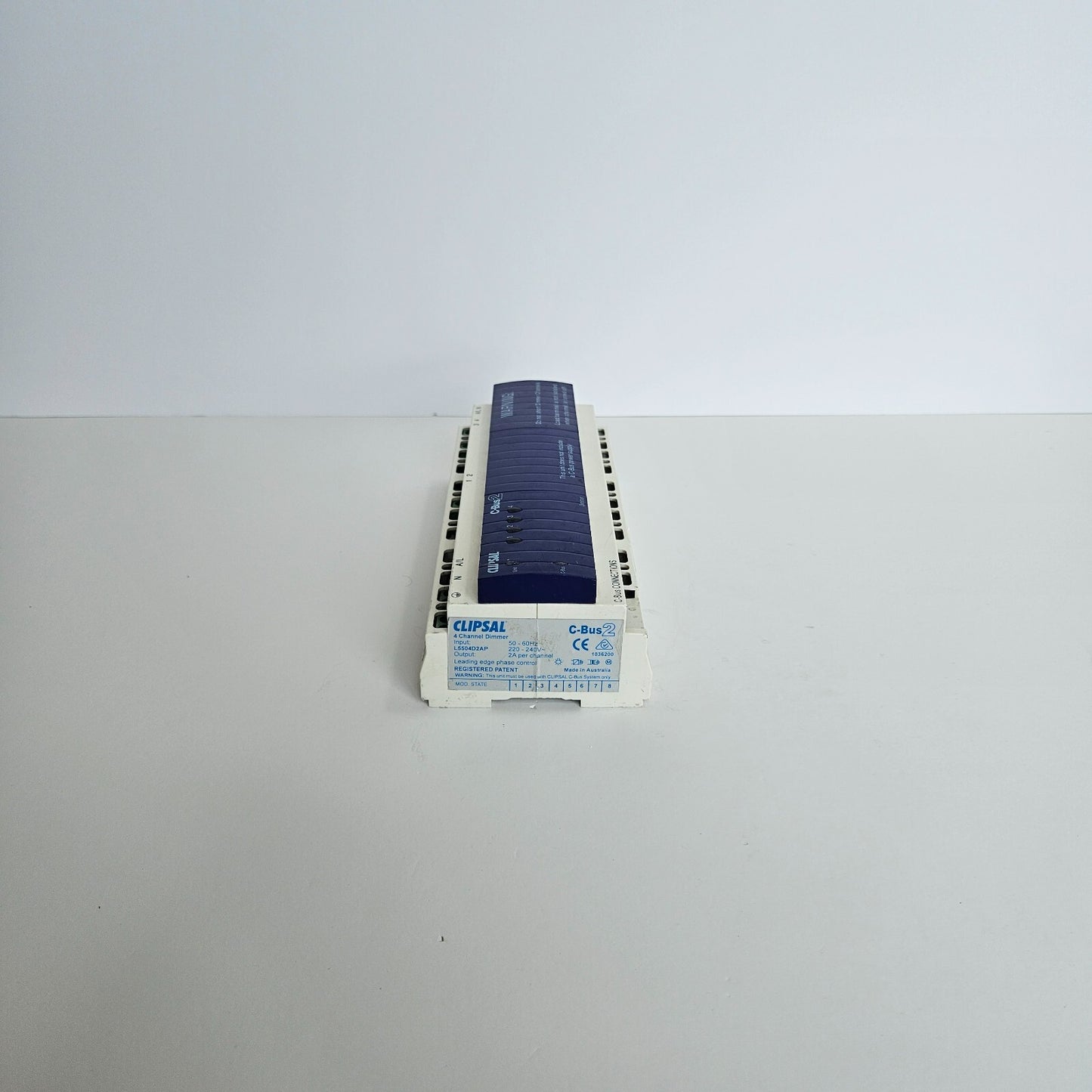 CLIPSAL L5504D2AP 4-CHANNEL DIMMER 220-240V