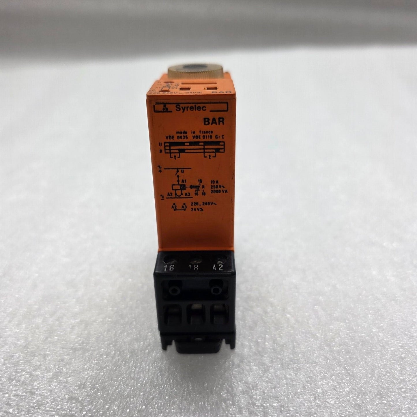 SYRELEC BAR TIMER RELAY 220-240VAC/24VAC-DC