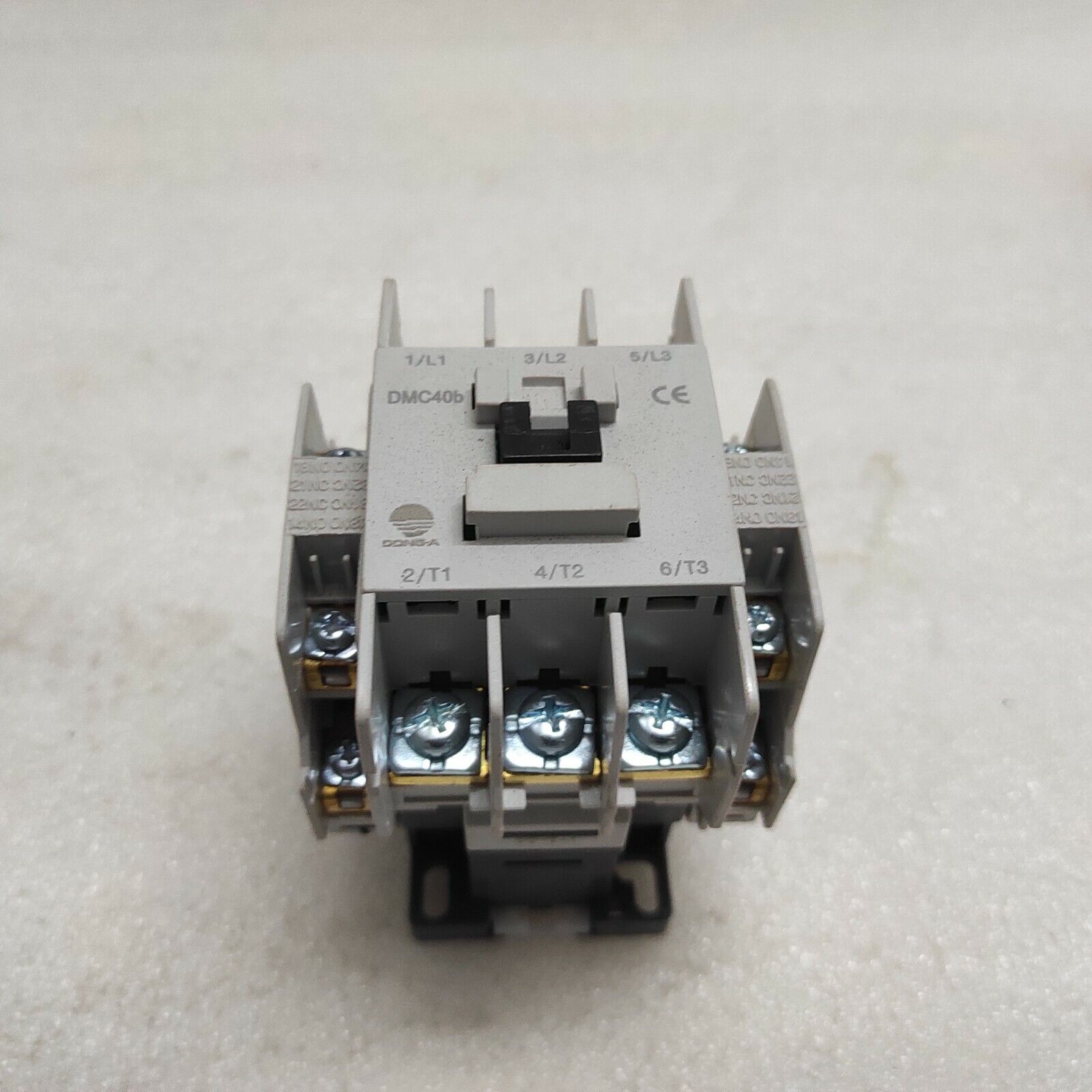 DONG-A ELECTRIC DMC-40B MAGNETIC CONTACTOR 380-400V/400-440V