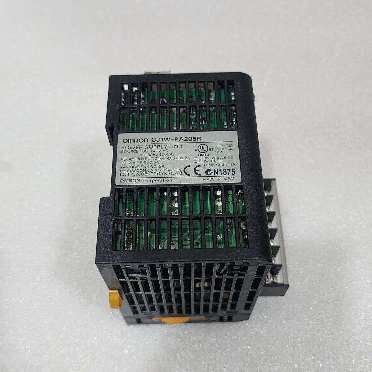 OMRON CJ1W-PA205R POWER SUPPLY UNIT 100-240V