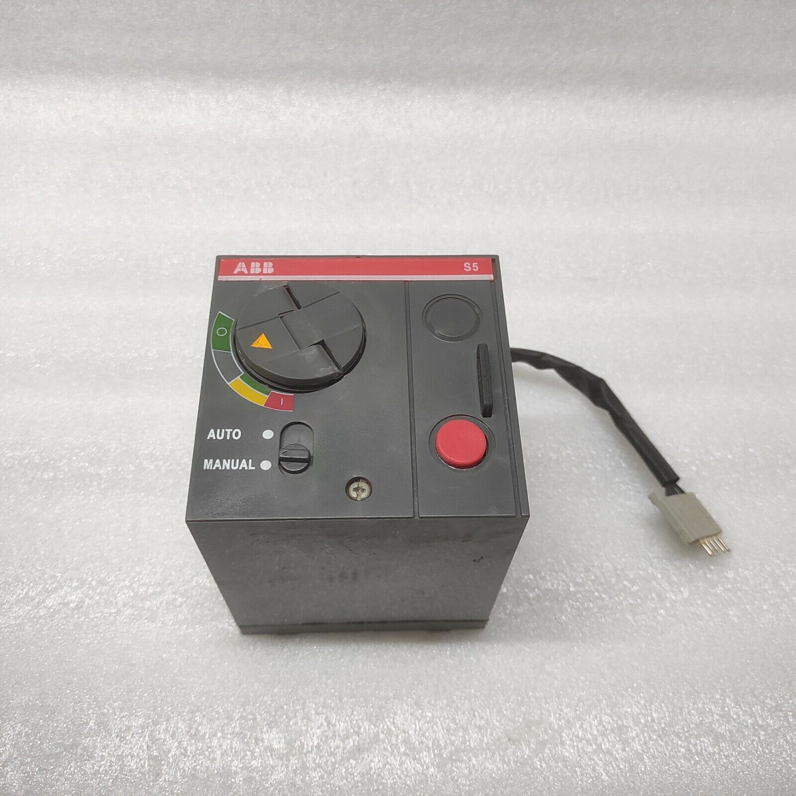 ABB S5 MOTOR OPERATOR 1SDA013876R1 220-250VDC/220-240VAC