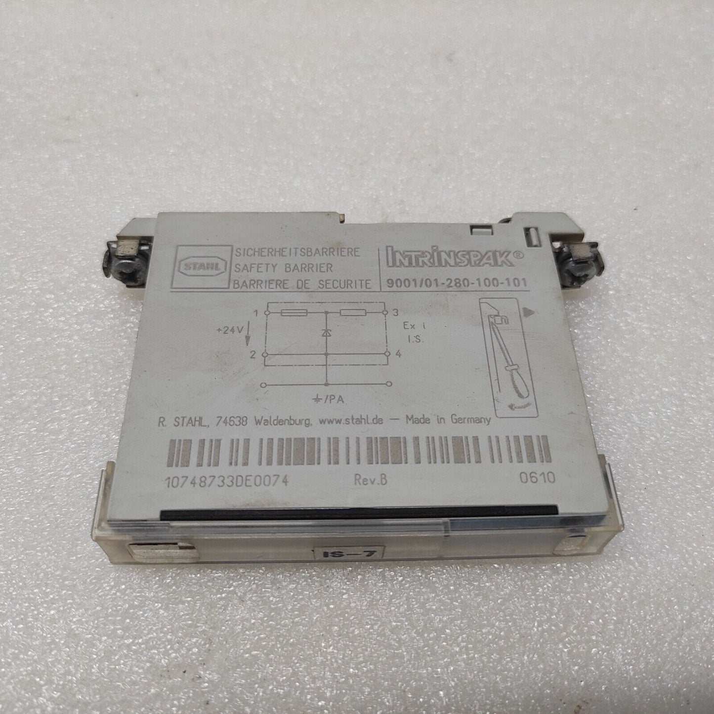 STAHL 9001/01-280-100-101 SAFETY BARRIER