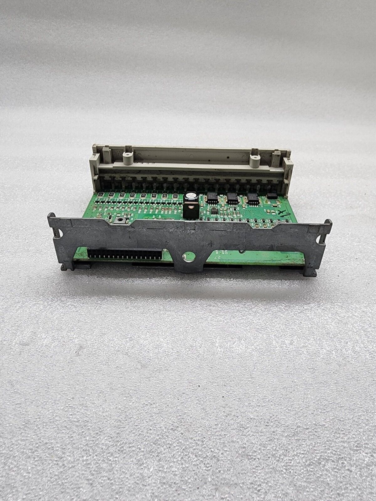 TSXDMZ28DT 16I 24VDC + 12Q 0.5A TBLK