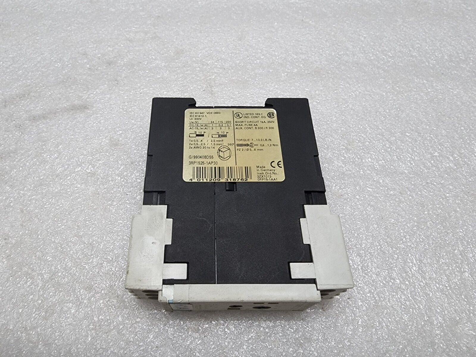 SIEMENS 3RP1525-1AP30 TIMING RELAY ON DELAY