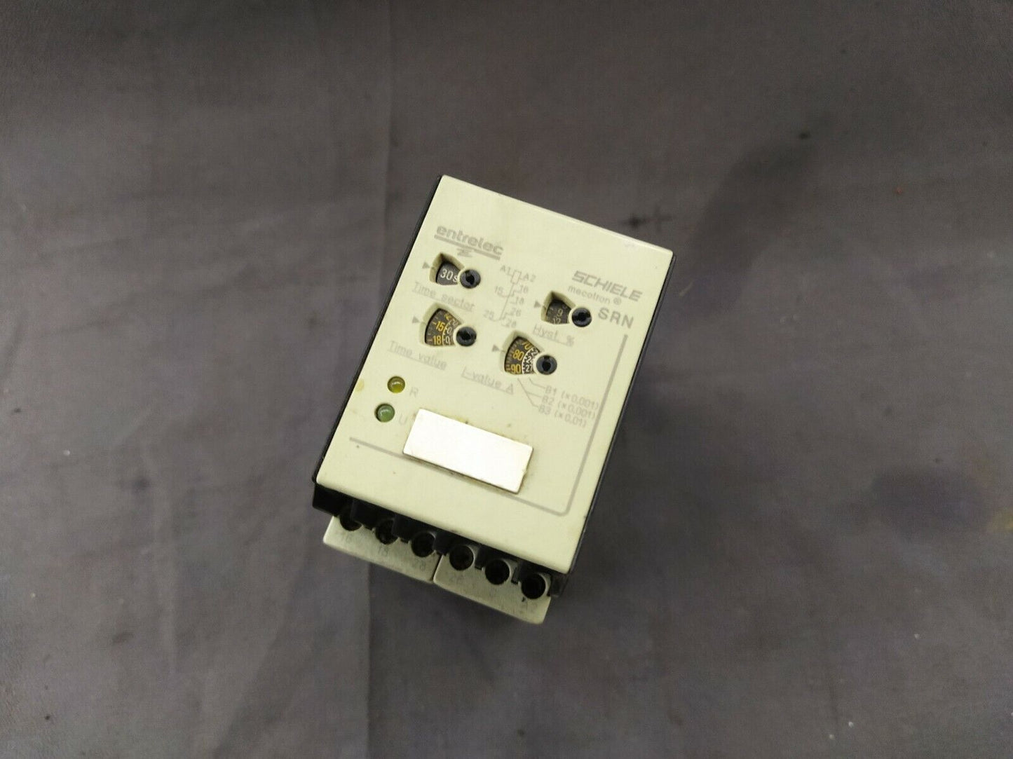 Schiele SRN Mecotron 2-450-121-00 Current Monitoring Relay 220-240V 0.05-1s / 1.